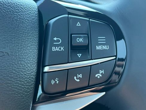 Used 2025 Ford Explorer Platinum w/ LUX Leather Package AWD/4WD image 38
