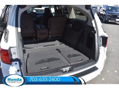 New 2026 Honda Odyssey Touring image 18