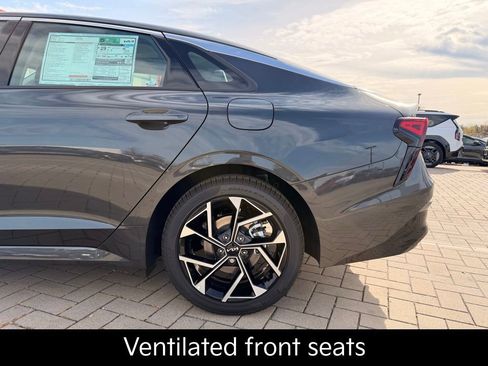 New 2026 Kia K5 EX image 9