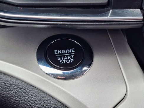 Used 2024 Ford Explorer XLT w/ Equipment Group 202A image 26