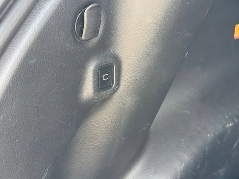 Used 2018 Jeep Compass Latitude w/ Popular Equipment Group AWD/4WD image 26