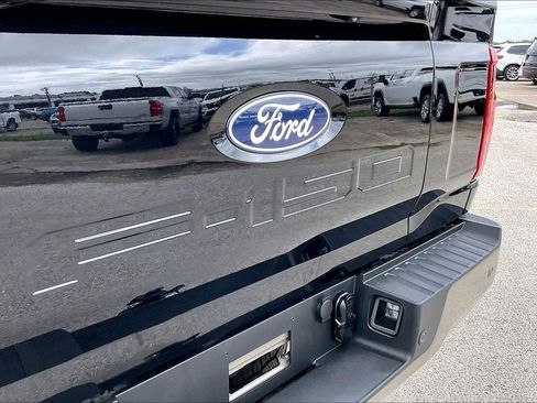 Used 2025 Ford F150 King Ranch w/ FX4 Off-Road Package image 27