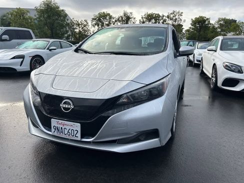 Used 2024 Nissan Leaf S image 5