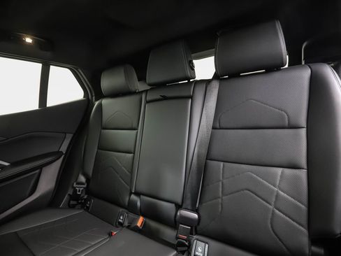 Used 2026 BMW X2 xDrive28i image 22