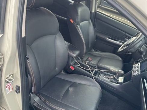 Used 2017 Subaru Crosstrek 2.0i Limited w/ Popular Package #2 image 9