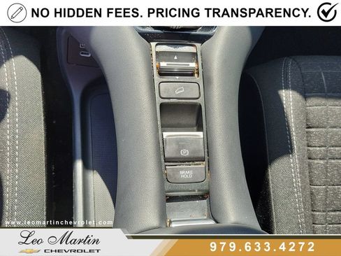 Used 2025 Honda HR-V LX image 25