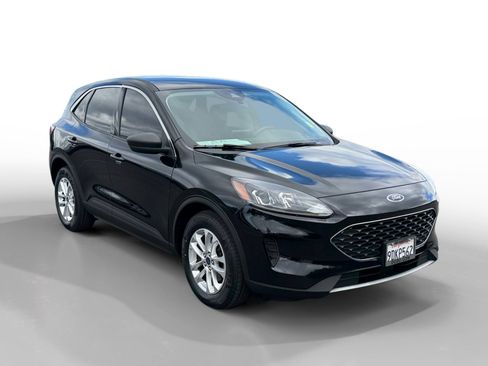 Certified 2022 Ford Escape SE image 7