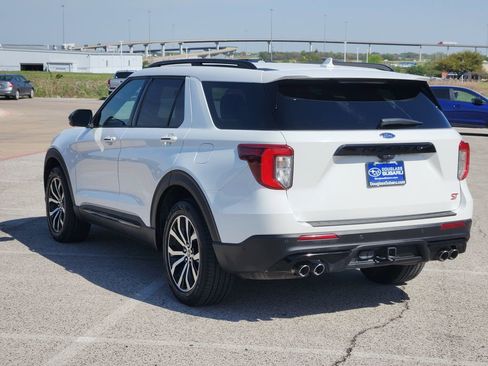 Used 2020 Ford Explorer ST w/ Premium Technology Package image 4