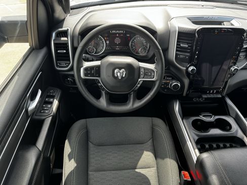 Used 2025 RAM 1500 Big Horn AWD/4WD image 14