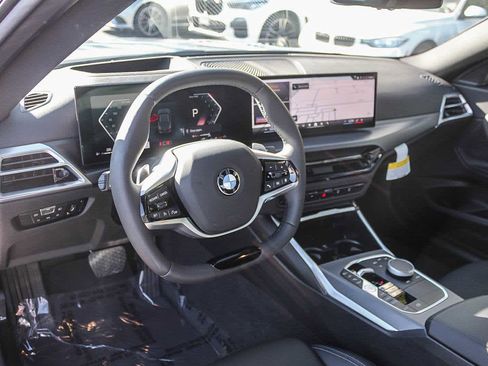 Used 2025 BMW 230i Coupe w/ Premium Package image 16