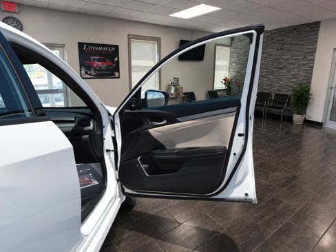 Used 2017 Honda Civic EX image 21