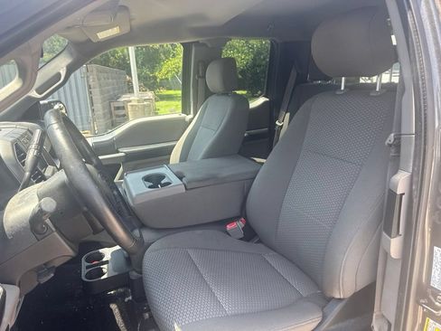 Used 2018 Ford F150 XLT w/ Equipment Group 302A Luxury AWD/4WD image 11