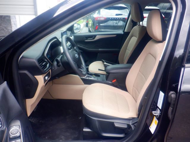 Used 2022 Ford Escape SE AWD/4WD image 3