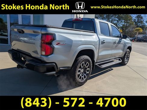 Used 2023 Chevrolet Colorado Z71 w/ Z71 Convenience Package 2 image 4