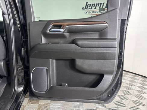 Used 2023 GMC Sierra 1500 SLT w/ SLT Convenience Package AWD/4WD image 27