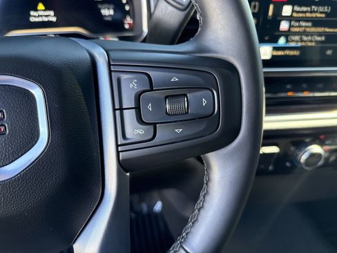 Used 2025 GMC Sierra 1500 Elevation image 23