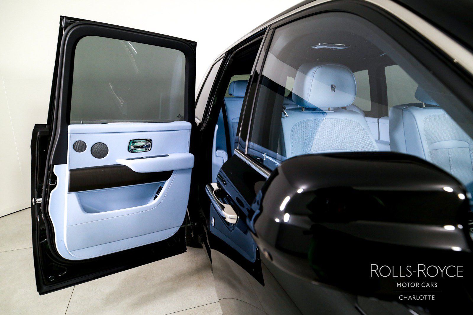 New 2027 Rolls-Royce Cullinan AWD/4WD image 29