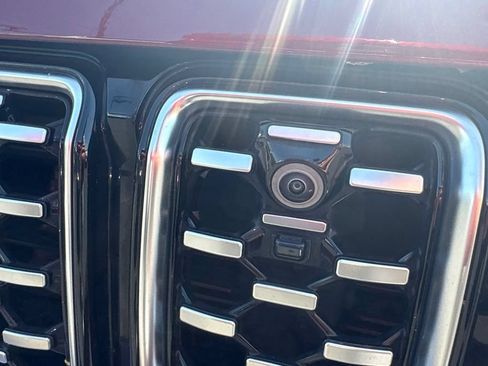Used 2025 Jeep Grand Cherokee Summit AWD/4WD image 12