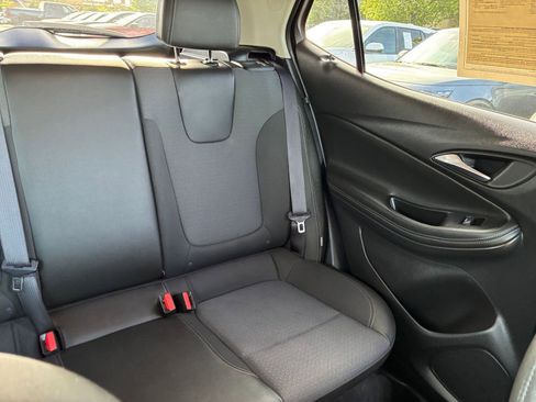 Used 2025 Buick Encore GX Preferred image 36