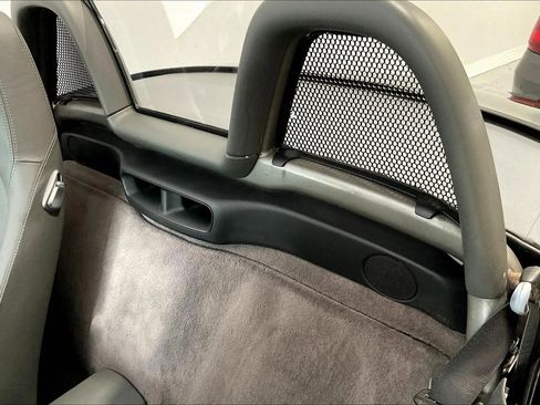 Used 2006 Porsche Boxster RWD image 13