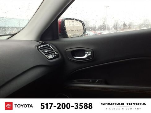 Used 2021 Jeep Compass Limited image 20