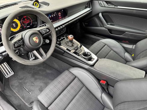 Certified 2025 Porsche 911 Carrera T image 4