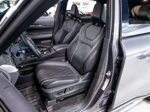 Used 2023 INFINITI QX60 Autograph w/ Cargo Package AWD/4WD image 6