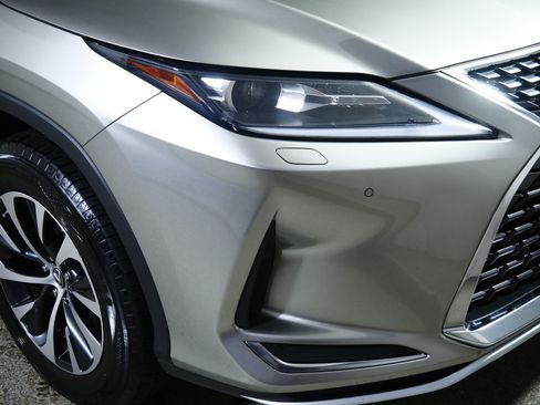 Used 2021 Lexus RX 350L Premium w/ Premium Package AWD/4WD image 16
