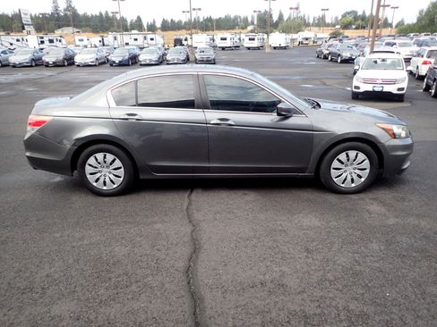 Used 2011 Honda Accord LX image 6