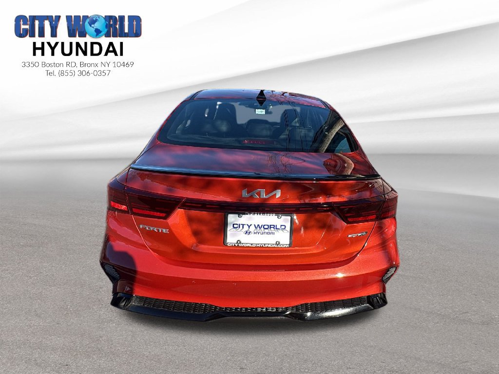 Used 2024 Kia Forte GT-Line w/ GT-Line Premium Package FWD image 4