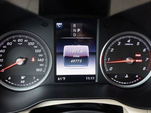 Used 2019 Mercedes-Benz GLC 300 4MATIC Coupe image 3