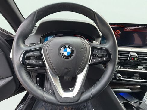 Used 2023 BMW 530i w/ Convenience Package RWD image 16