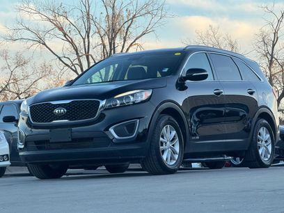 Used 2017 Kia Sorento LX Sport Utility 4D