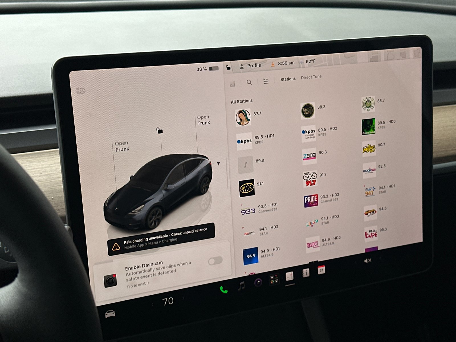 Used 2025 Tesla Model Y Long Range RWD image 17