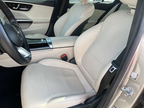 Used 2023 Mercedes-Benz C 300 Sedan image 15