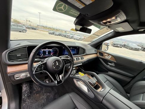 Used 2025 Mercedes-Benz GLE 450 4MATIC image 14