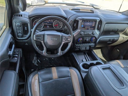 Used 2021 Chevrolet Silverado 2500 LTZ w/ Carhartt Edition AWD/4WD image 30