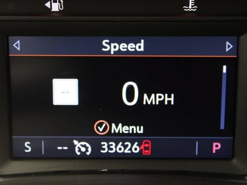 Used 2024 GMC Terrain SLE w/ GMC Pro Grade Package AWD/4WD image 19
