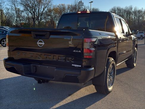 New 2026 Nissan Frontier SV w/ SV Convenience Package image 5