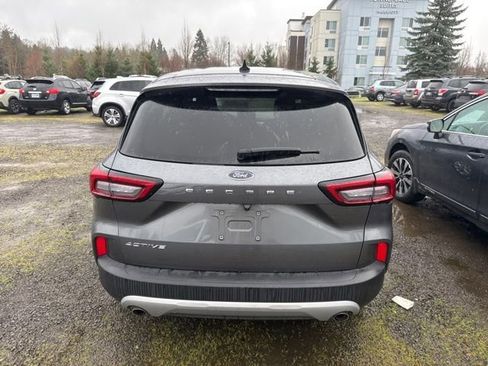 Used 2024 Ford Escape Active image 6