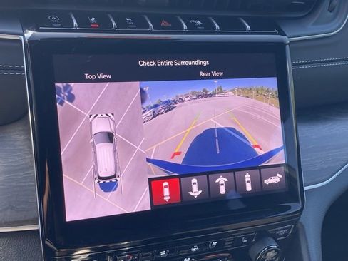 New 2025 Jeep Grand Cherokee L Limited w/ Luxury Tech Group II image 23