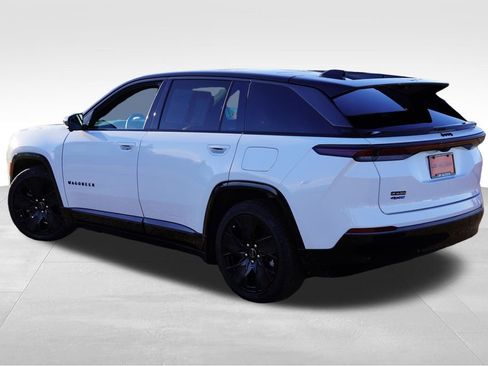 Used 2024 Jeep Wagoneer Launch Edition image 7