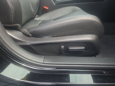 Certified 2024 Honda Civic Touring image 38