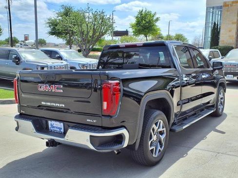 Used 2025 GMC Sierra 1500 SLT image 3