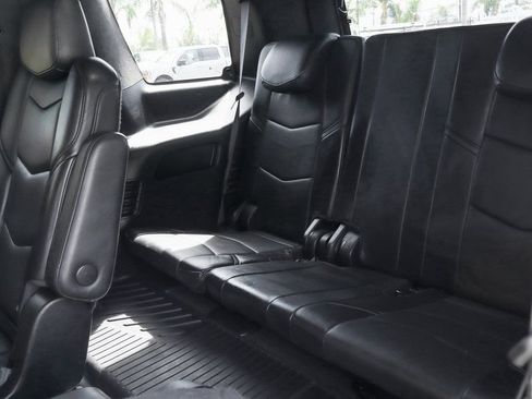 Used 2019 Cadillac Escalade Platinum AWD/4WD image 47