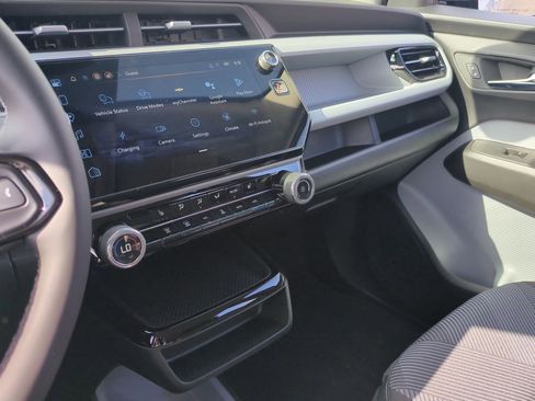 New 2027 Chevrolet Bolt LT w/ Comfort Package FWD image 13