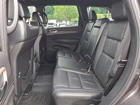 Used 2016 Jeep Grand Cherokee Limited AWD/4WD image 18