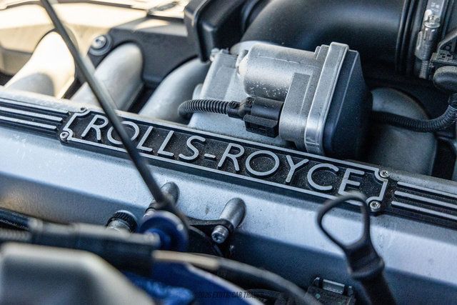 Used 2010 Rolls-Royce Phantom Drophead Coupe RWD image 29