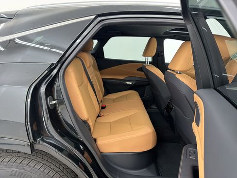 Certified 2025 Lexus RX 350 Premium w/ Accessory Package (Z1) image 29