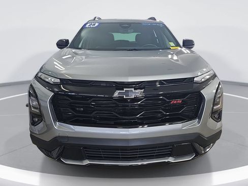 Used 2025 Chevrolet Equinox RS w/ Safety and Technology Package AWD/4WD image 10
